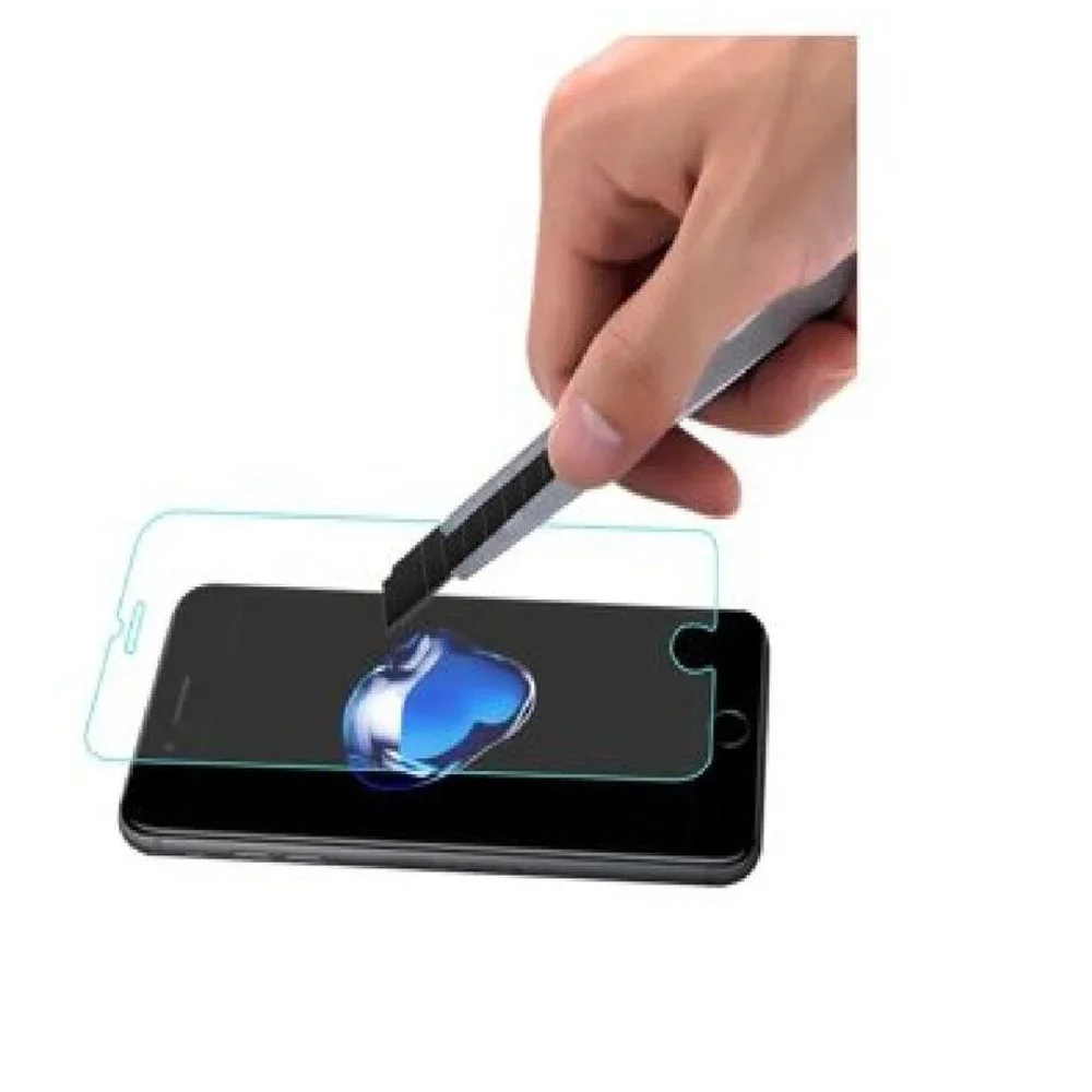 Reiko iphone 7 tempered glass screen protector in clear